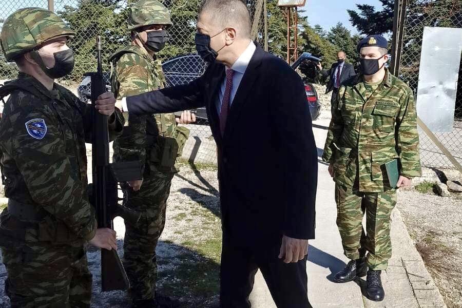 Σε μονάδες της Αττικής ανήμερα των Χριστουγέννων ο Αλκιβιάδης Στεφανής [pics]
