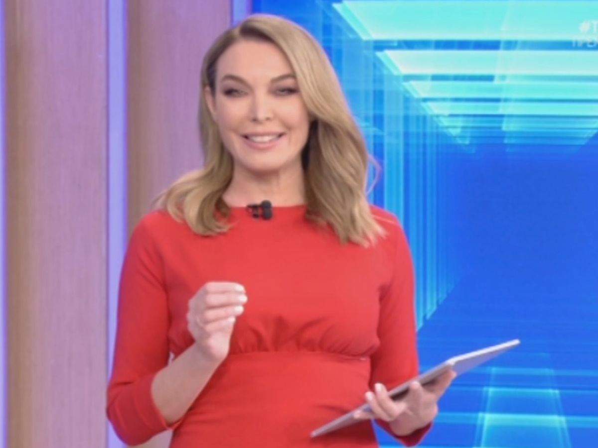 Η Τατιάνα Στεφανίδου έκανε πρεμιέρα! Δείτε τι είπε στην έναρξη του T-Live!