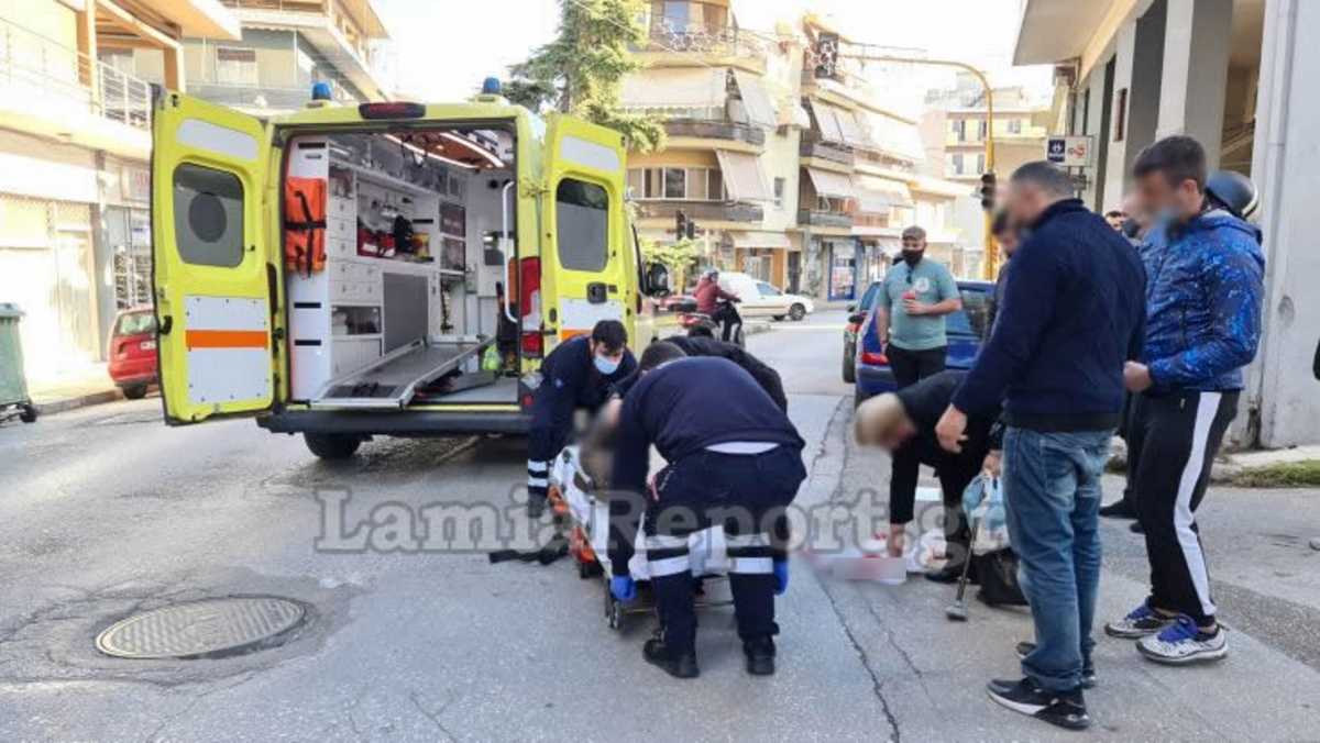 Λαμία: Ντελιβεράς παρέσυρε γιαγιά τραυματίζοντάς την σοβαρά (pics)