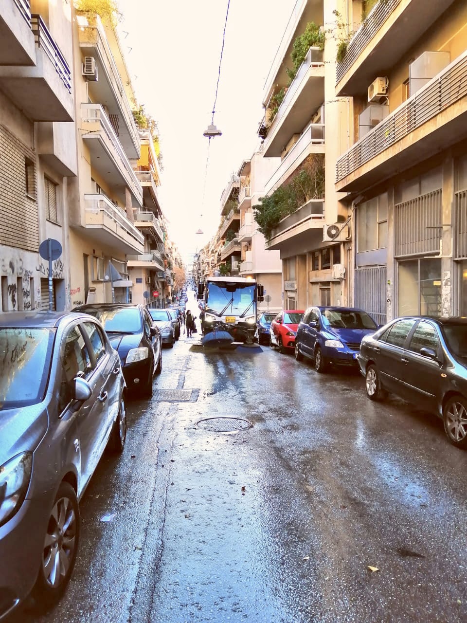 ΓΚΥΖΗ