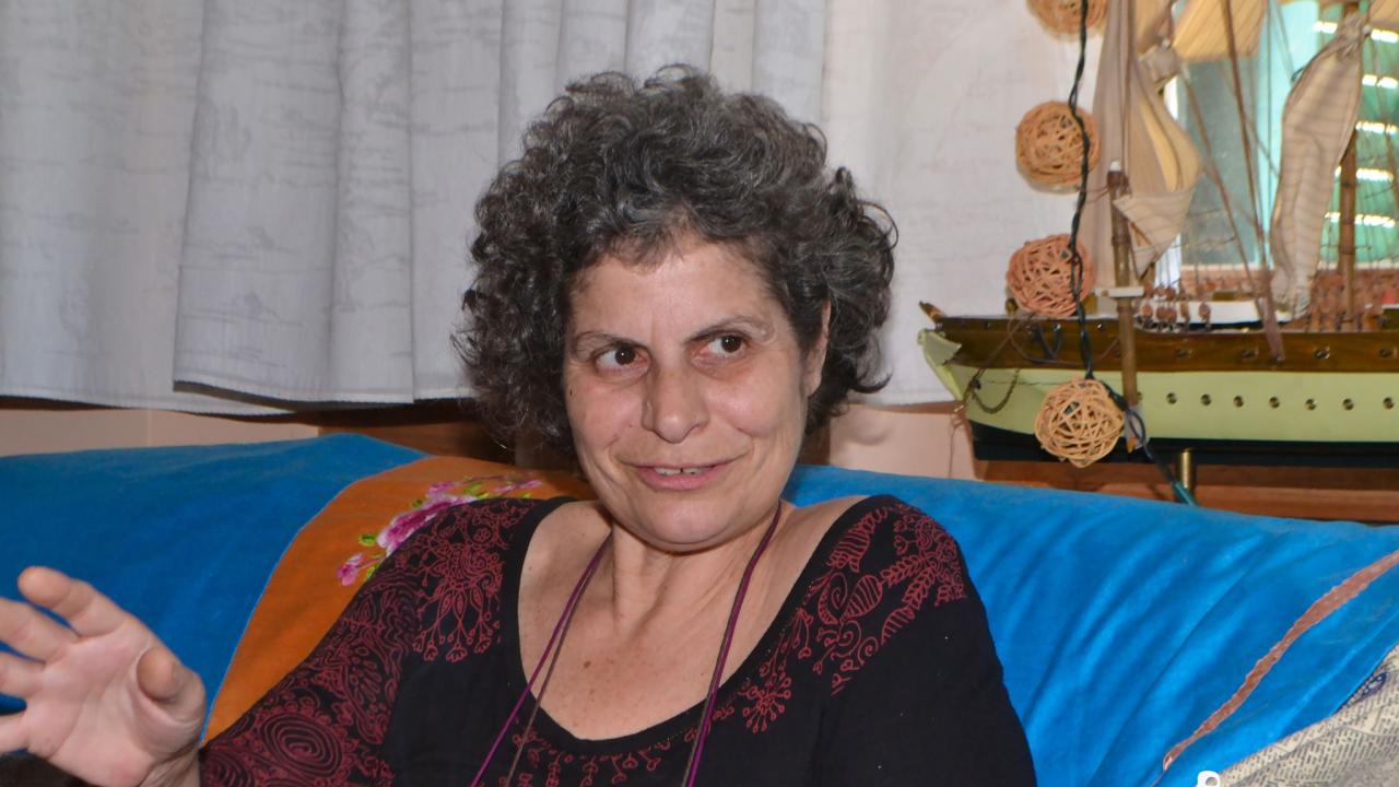 Ξεσπά η Μαργαρίτα Θεοδωράκη: “Δεν είμαι ζητιάνα αλλά ζητάω βοήθεια για τα δικαιώματά μου”