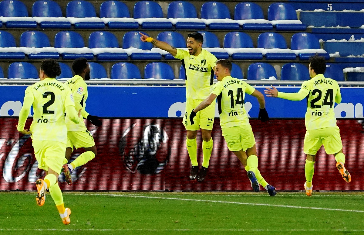 Soccer Football - La Liga Santander - Deportivo Alaves v Atletico Madrid - Mendizorrotza Stadium, Vitoria-Gasteiz, Spain - January 3, 2021 Atletico Madrid's Luis Suarez celebrates scoring their second goal REUTERS