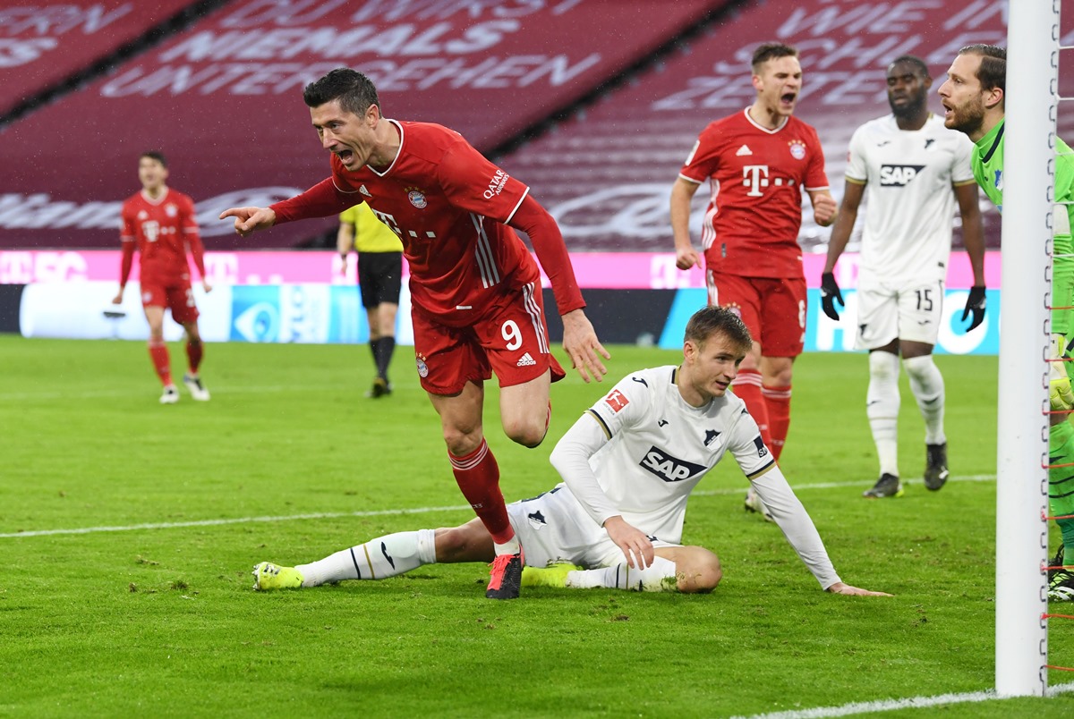 Soccer Football - Bundesliga - Bayern Munich v TSG 1899 Hoffenheim - Allianz Arena, Munich, Germany - January 30, 2021 Bayern Munich's Robert Lewandowski celebrates scoring their third goal Pool via REUTERS
