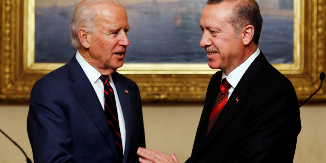 Αναλυτής: Για αυτό το λόγο ο Μπάιντεν δε θα φέρει απαραίτητα βελτίωση στις σχέσεις Τουρκίας – Δύσης