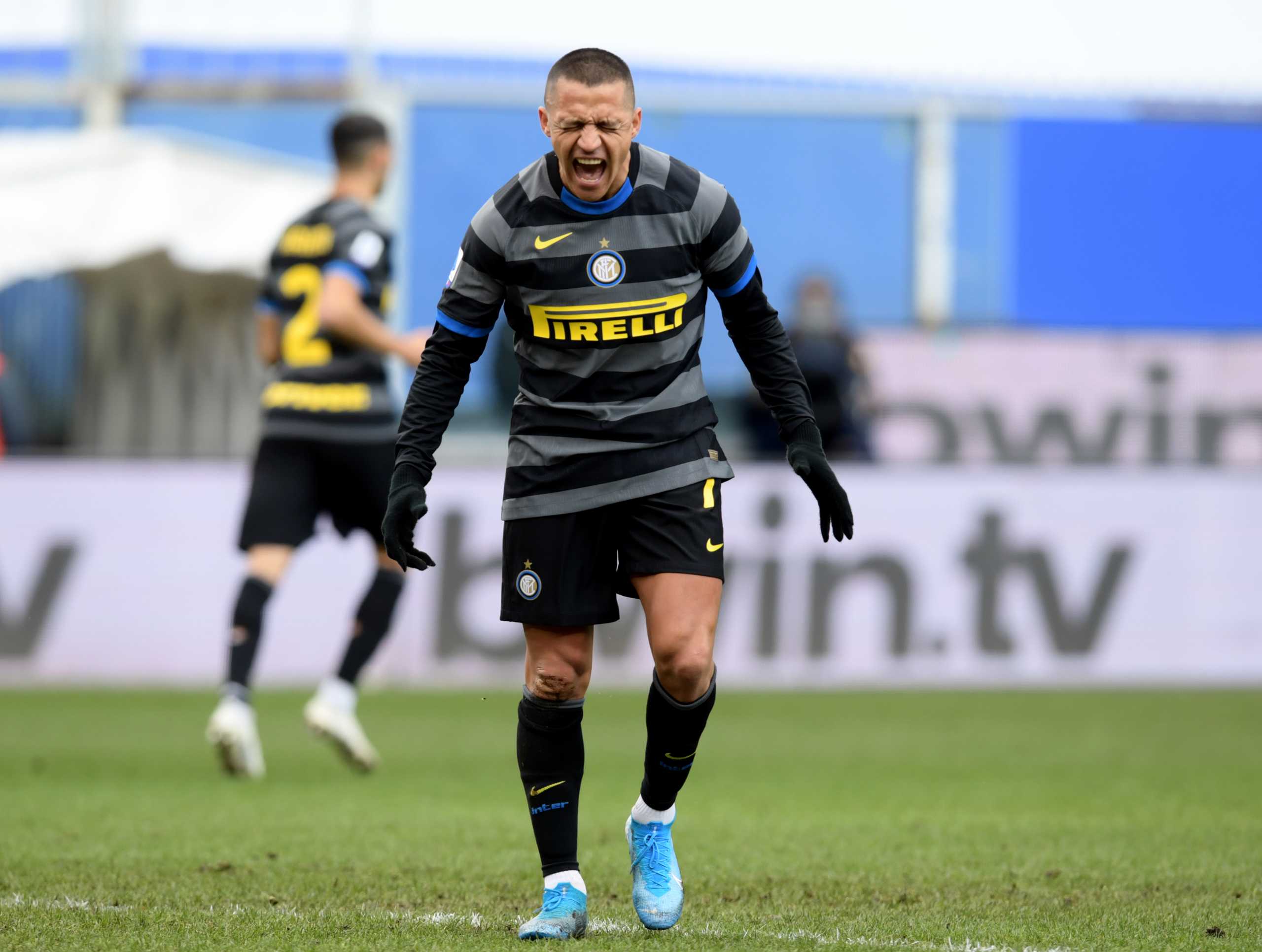 Soccer Football - Serie A - Sampdoria v Inter Milan - Stadio Comunale Luigi Ferraris, Genoa, Italy - January 6, 2021 Inter Milan's Alexis Sanchez reacts after his penalty is saved REUTERS