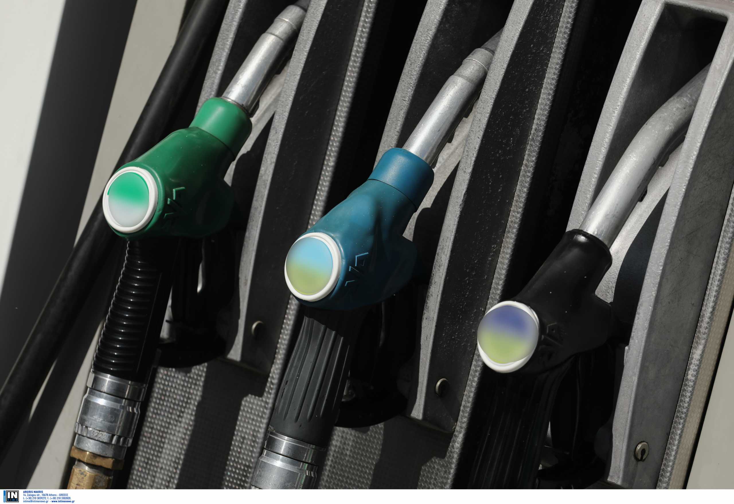 Πετρέλαιο κίνησης: Πέφτει από σήμερα η τιμή λόγω επιδότησης – Τι γίνεται με τη βενζίνη