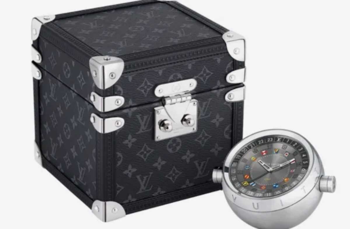 Ο οίκος Louis Vuitton κυκλοφόρησε ένα ρολόι που είναι ο ιδανικός “σύντροφος” κάθε ταξιδιώτη