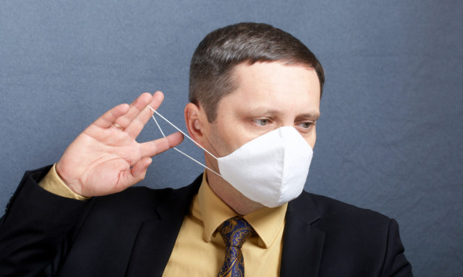 Κορονοϊός: Γιατί οι ειδικοί σημαίνουν συναγερμό για τις ηλικίες 45-65 ετών