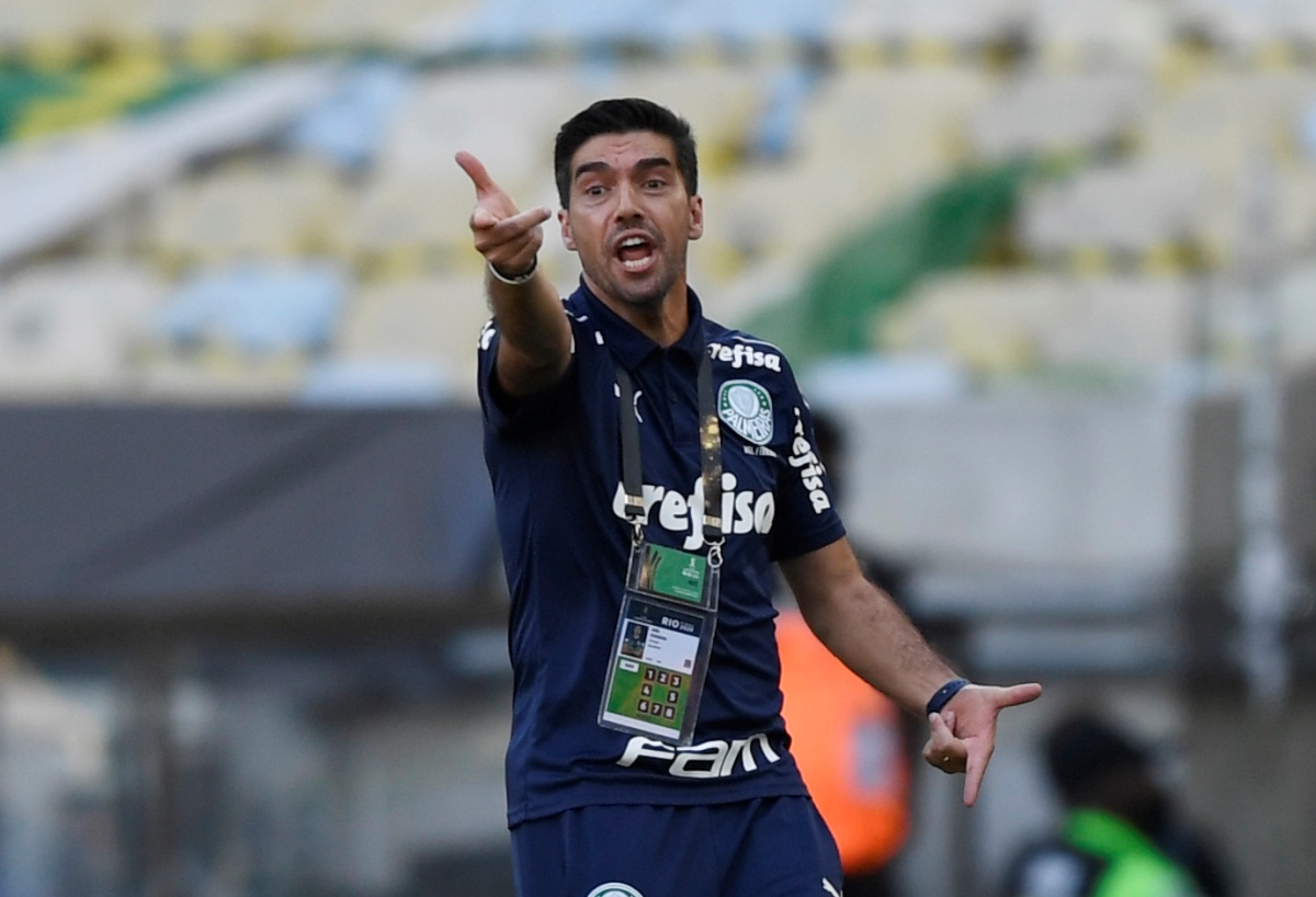 Soccer Football - Copa Libertadores - Final - Palmeiras v Santos - Estadio Maracana, Rio de Janeiro, Brazil - January 30, 2021 Palmeiras coach Abel Ferreira reacts Pool via REUTERS
