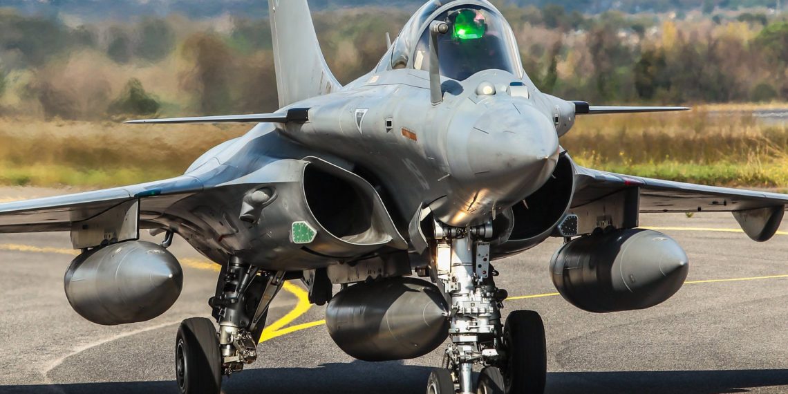 Παναγιωτόπουλος για Rafale: Εμβληματικός, εντατικός και διαρκής ο επανεξοπλισμός των ΕΔ