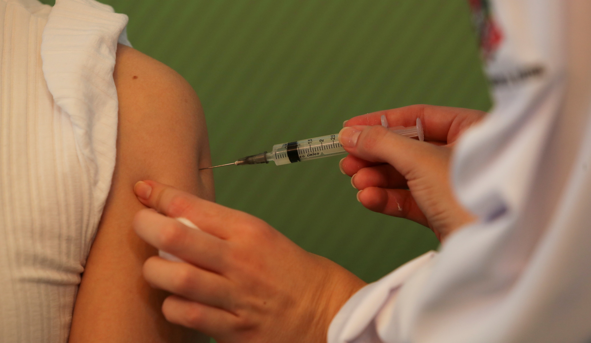 Βραζιλία – κορονοϊός: Ξεκινούν οι εμβολιασμοί με το κινεζικό Sinovac Biotech