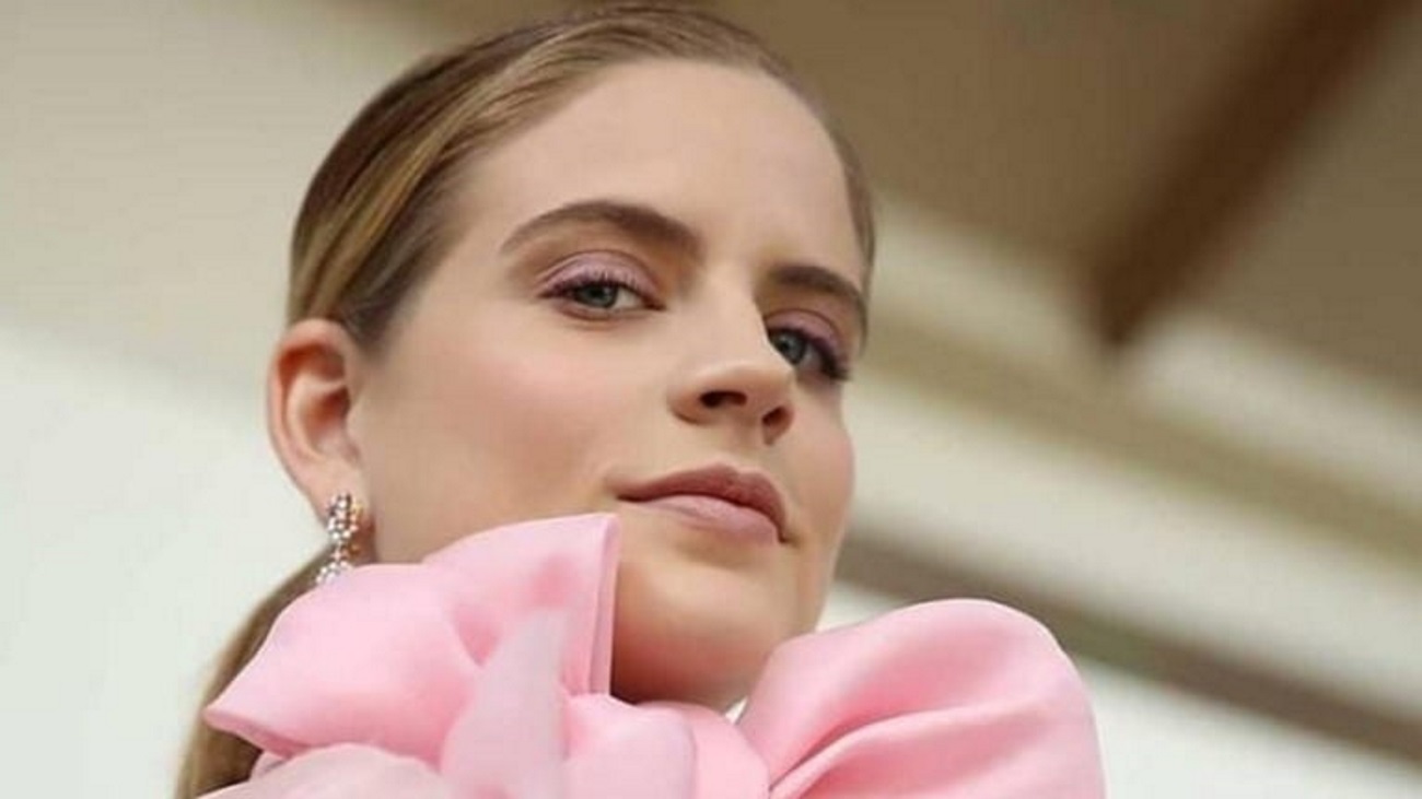 Άγριες Μέλισσες spoiler – Η Δρόσω καταρρέει μετά τον εκβιασμό
