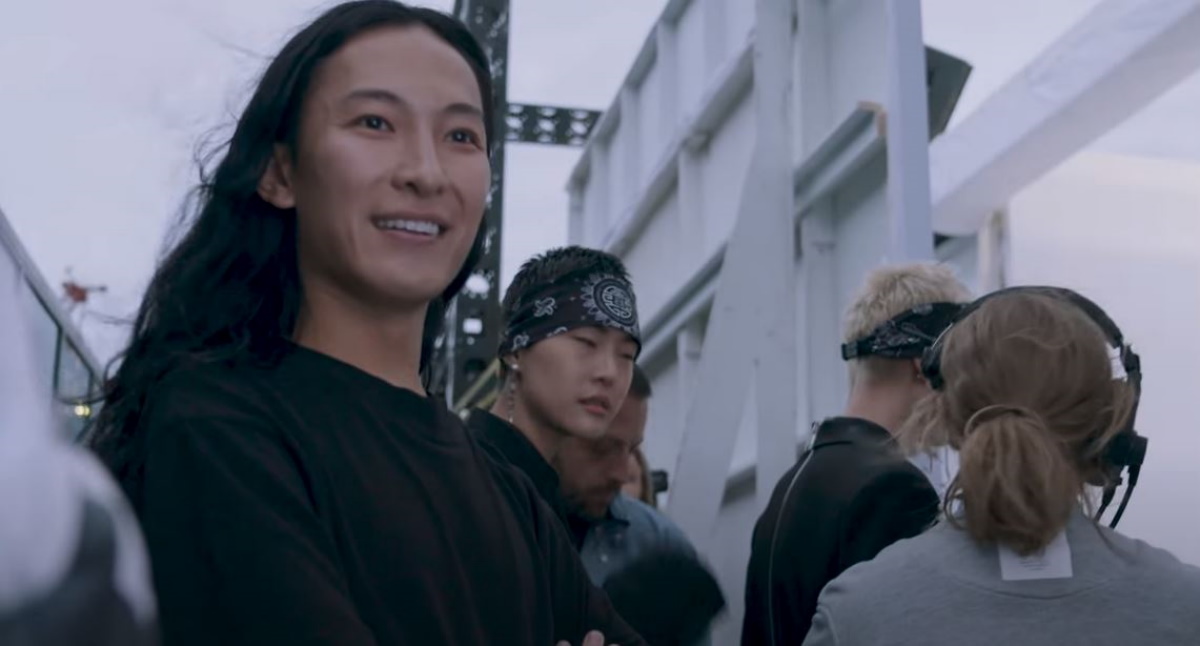 Alexander Wang: Καταγγελίες ανδρών μοντέλων για σεξουαλικές επιθέσεις – «Μας έριχνε ναρκωτικά στο ποτό»