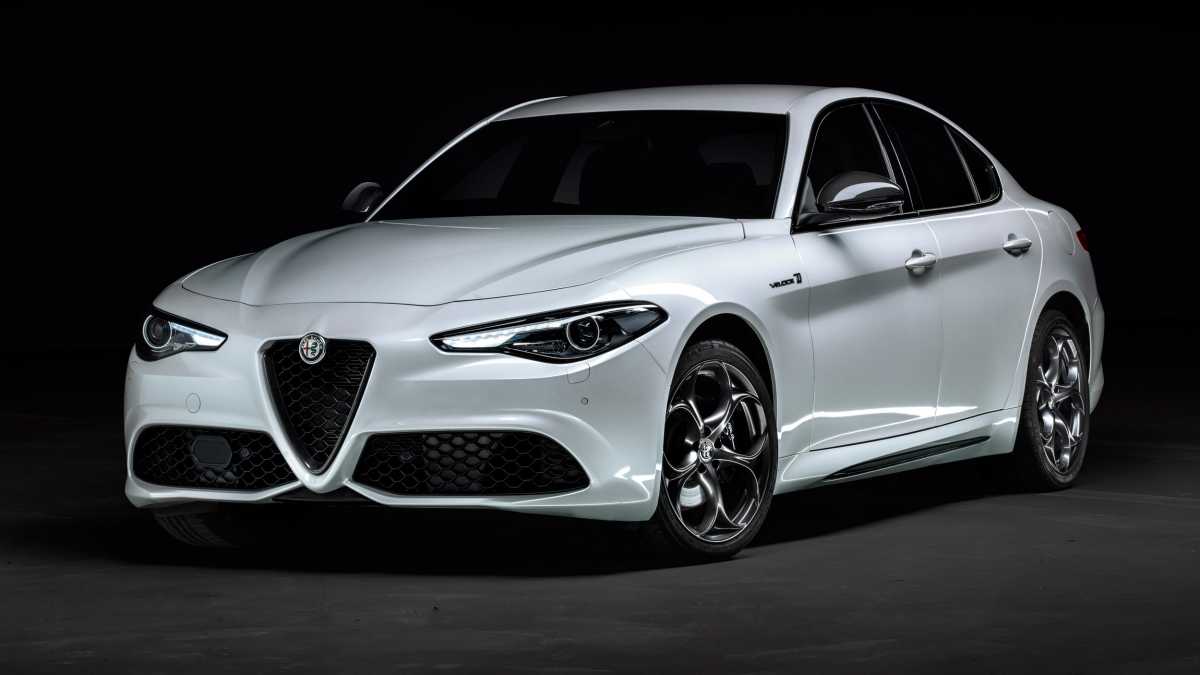 Χαμηλότερες τιμές για την Alfa Romeo Giulia