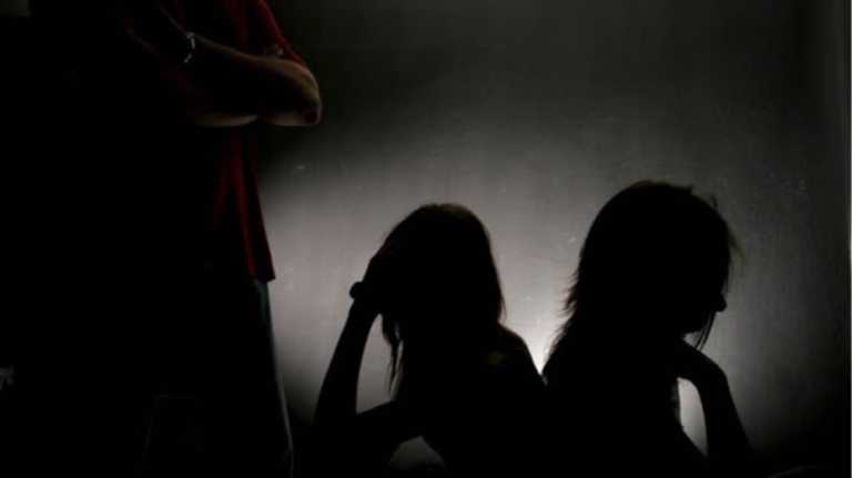 Ξυλοδαρμός 15χρονης: Ο «Γιώργος» που ήταν κορίτσι, οι απειλές και ο μυστηριώδης 40χρονος