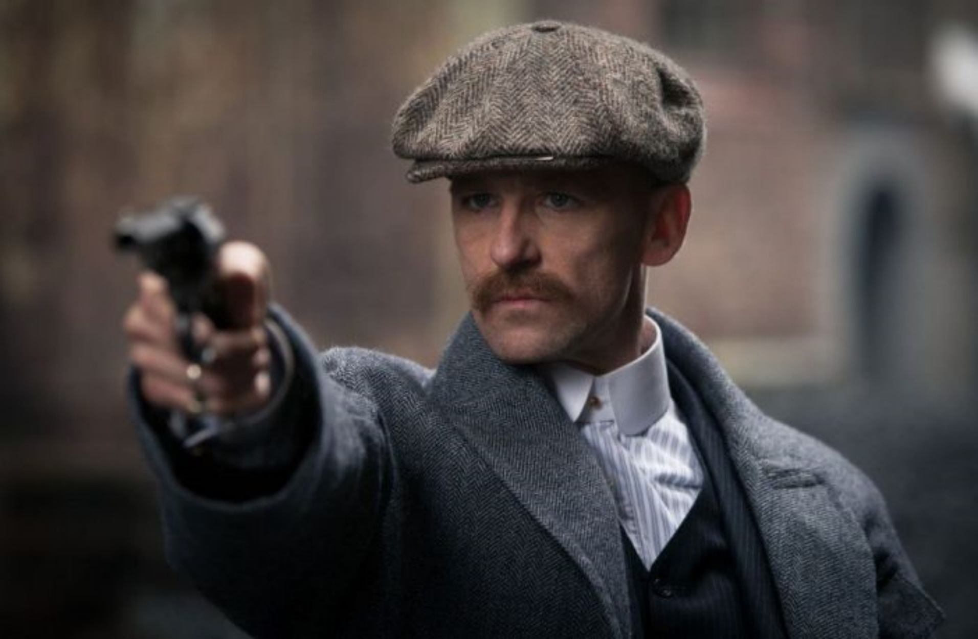 Το καπέλο που θα σε μεταμορφώσει σε Peaky Blinder
