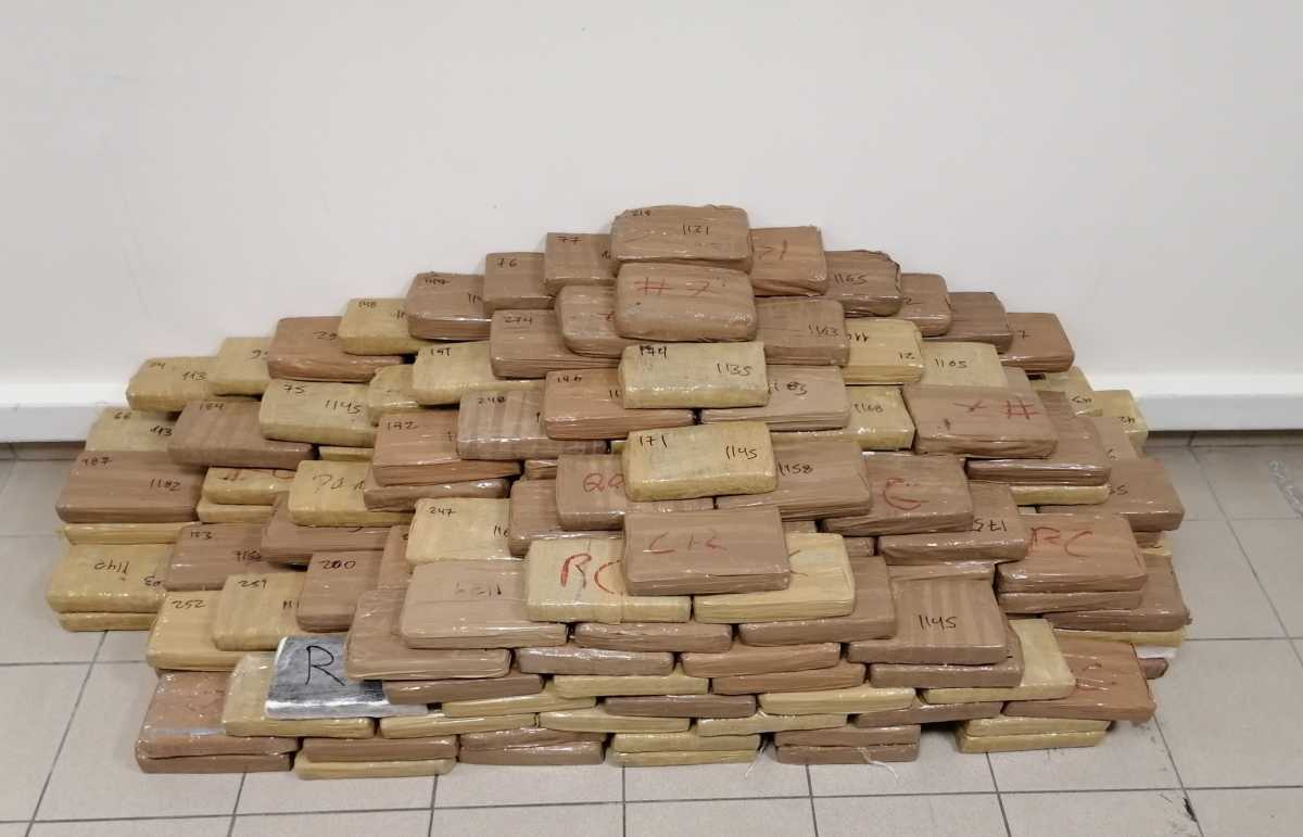 Θεσσαλονίκη: Νέα στοιχεία για το φορτίο με τα 324 κιλά καθαρής κοκαΐνης – Η ώρα της ανακρίτριας