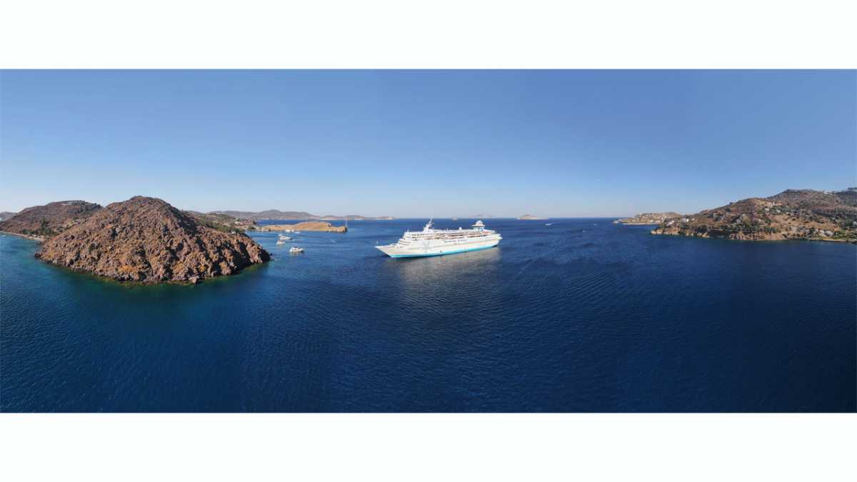 «Επέστρεψε» η TUI Cruises στην Ελλάδα – Αρχίζουν οι κρουαζιέρες μετά από πολύμηνη αναστολή