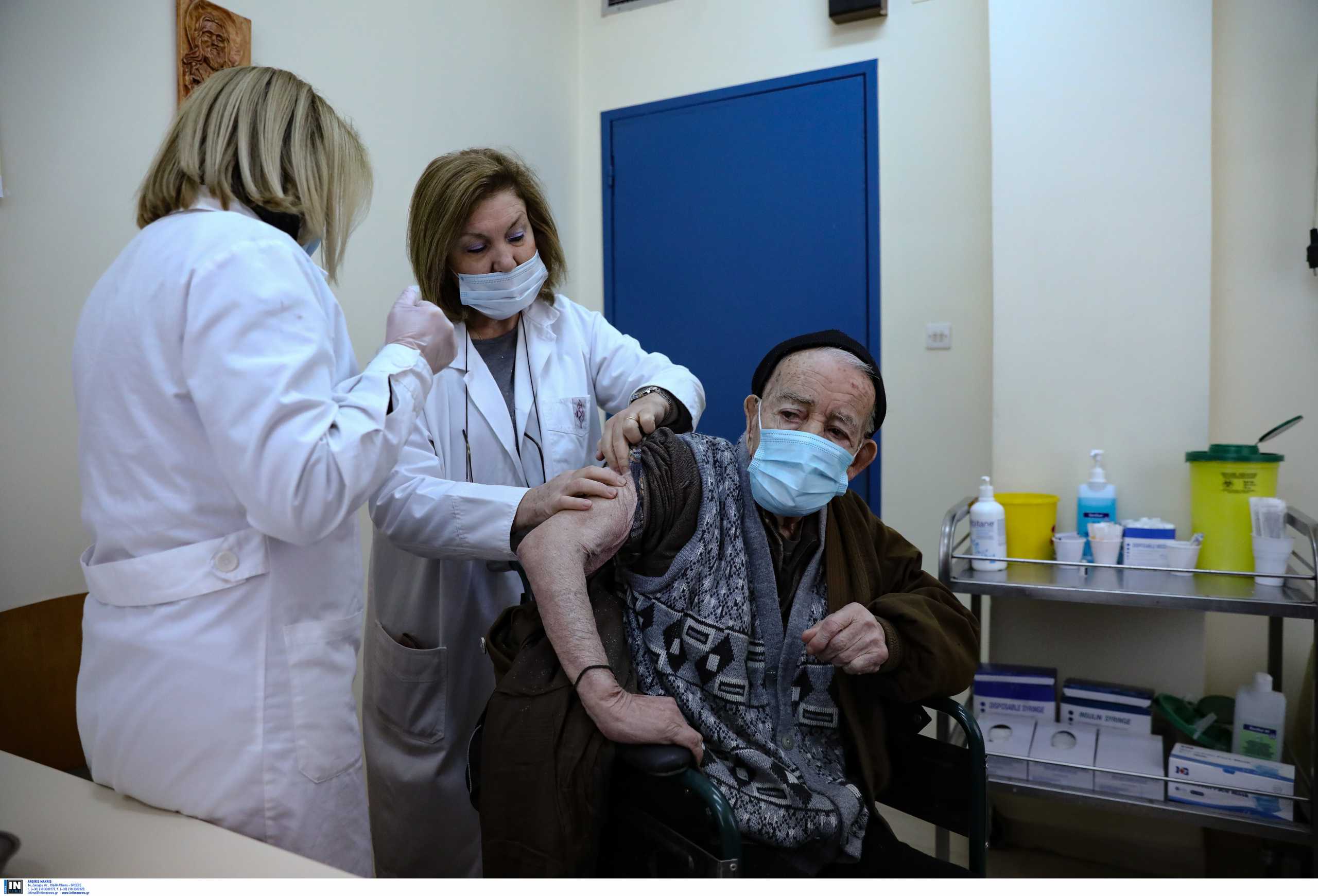 Γιώργος Γεραπετρίτης: Σε πολύ μεγάλη κόπωση η κοινωνία – Πρέπει να πείσουμε τους ηλικιωμένους να εμβολιαστούν