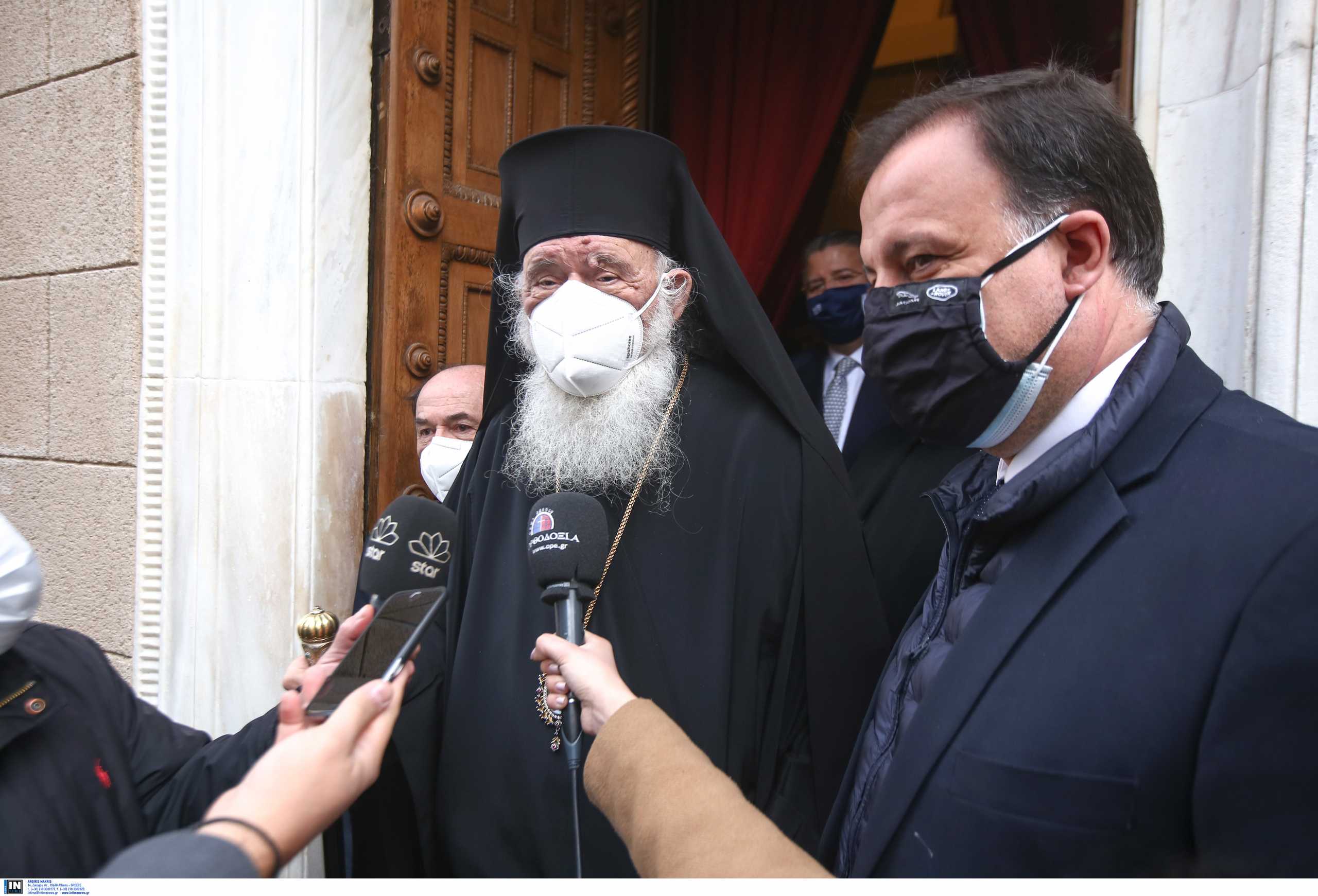 «Καρφί» Ιερώνυμου: Βγείτε στις παραλίες, βγείτε στο Σύνταγμα και βγάλτε συμπέρασμα