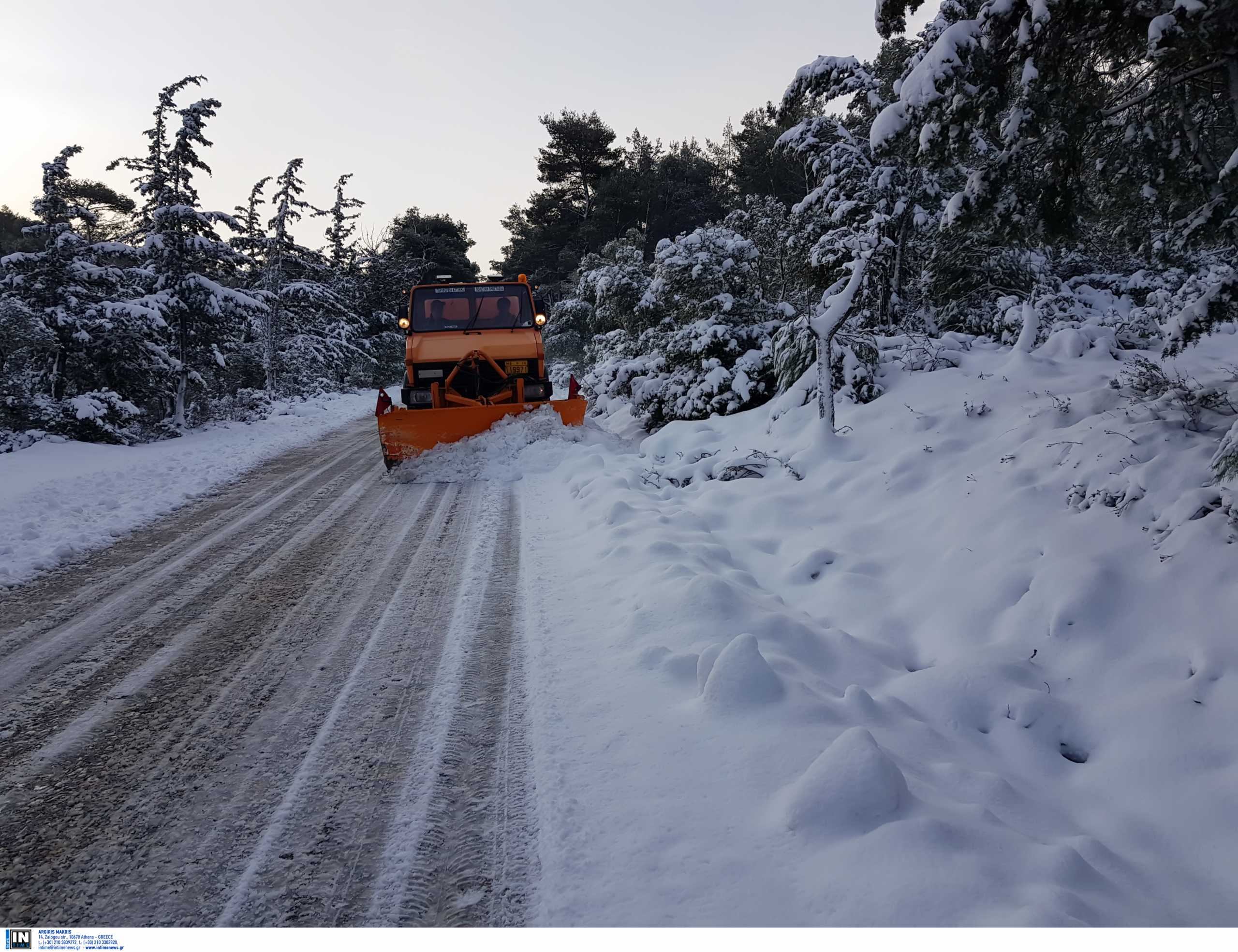 Η κακοκαιρία «Λέανδρος» χτυπά τη χώρα: Σε ποιες περιοχές θα χιονίσει – Η πρόγνωση για την Αττική