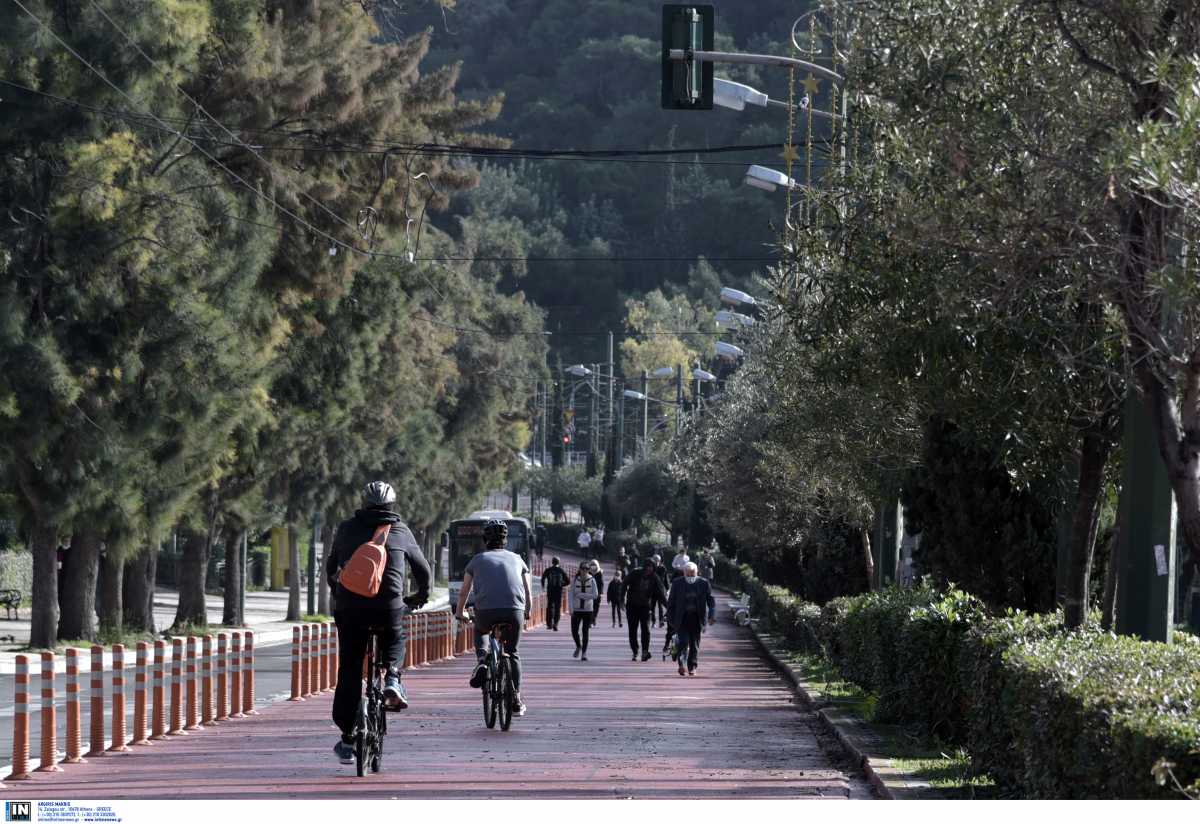 Αττική: Σε «πολιορκία» το κέντρο της Αθήνας – Πώς κατανέμονται τα 750 κρούσματα κορονοϊού