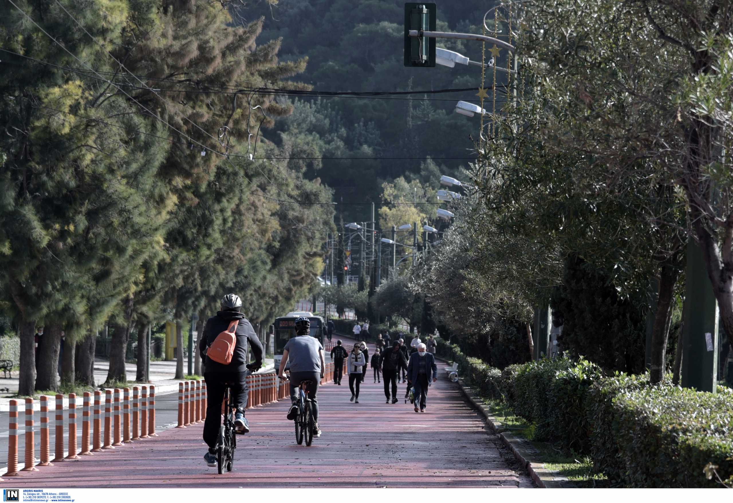 Αττική: Σε «πολιορκία» το κέντρο της Αθήνας – Πώς κατανέμονται τα 750 κρούσματα κορονοϊού