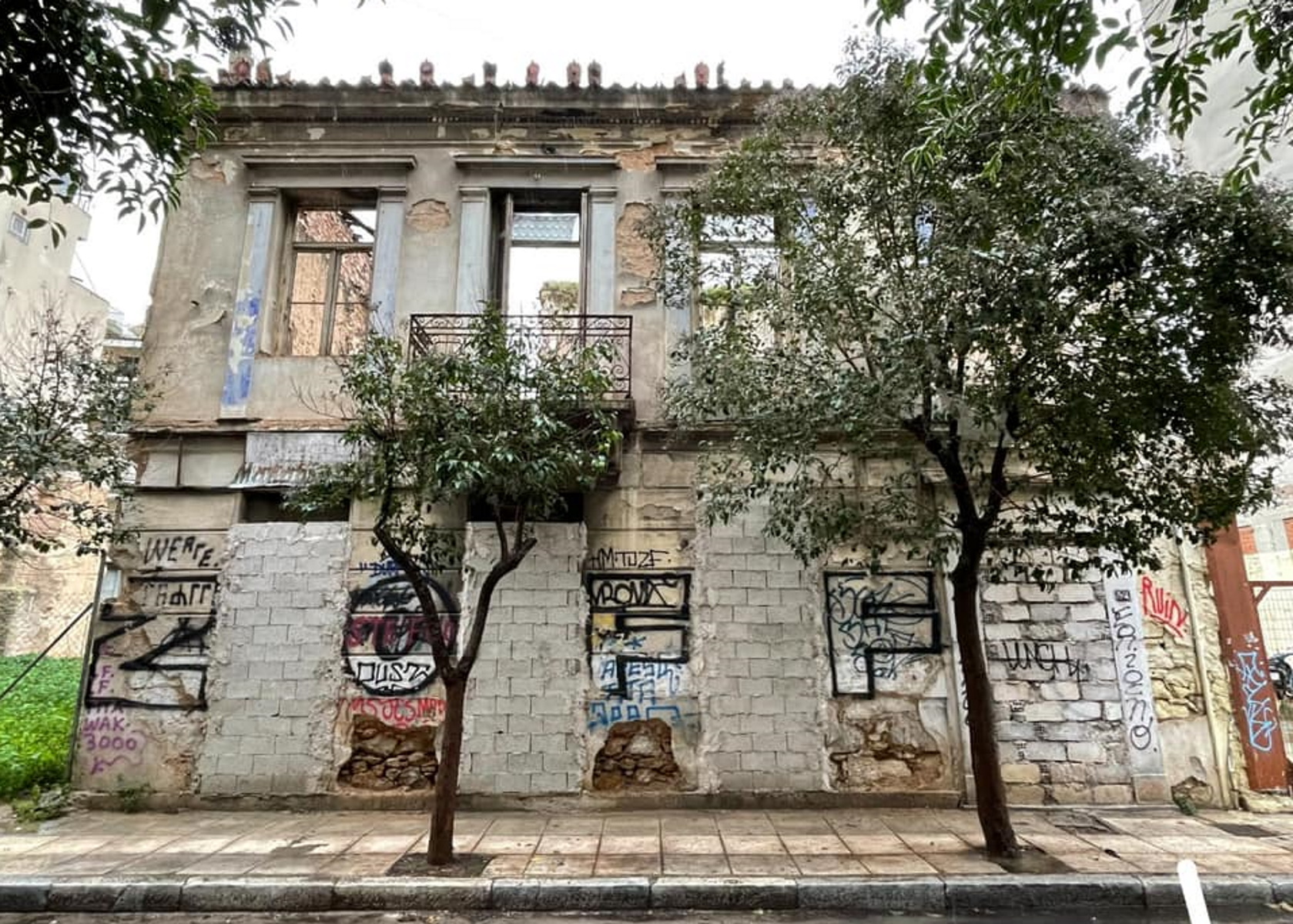 Μπακογιάννης: Ξαναζωντανεύουν 63 κτίρια  «κοσμήματα» της Αθήνας – Ευκαιρία να ξανασυστηθούμε με την πόλη (pics)