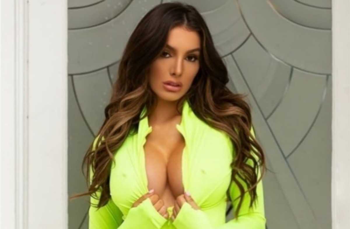 Αν δείτε τις σέξι φωτογραφίες της Lyna Perez θα σας πέσει το σαγόνι στο… πάτωμα!