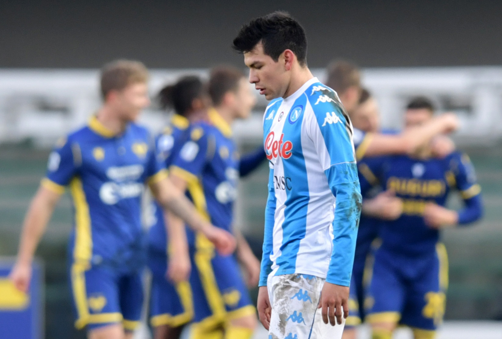 Soccer Football - Serie A - Hellas Verona v Napoli - Stadio Marc'Antonio Bentegodi, Verona, Italy - January 24, 2021 Napoli's Hirving Lozano looks dejected after Mattia Zaccagni scored Hellas Verona's third goal REUTERS