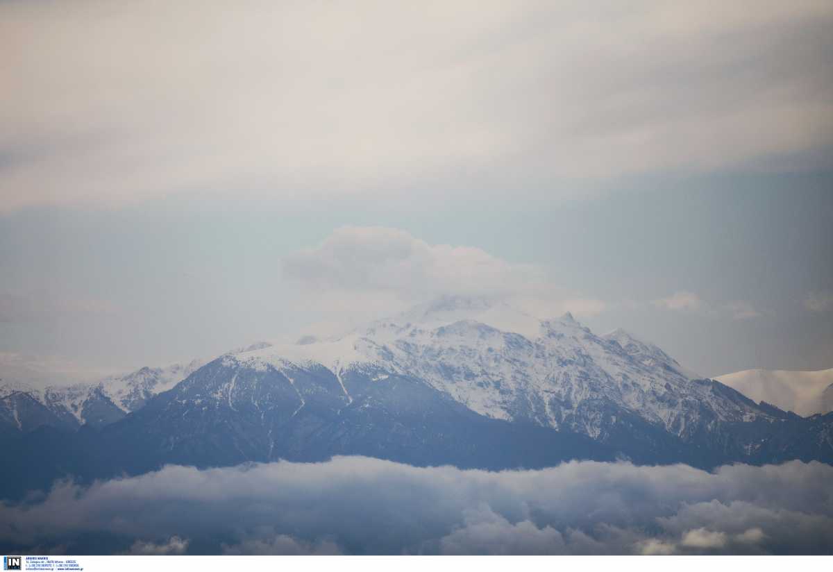 Όλυμπος: Βρέθηκε ο ένας ορειβάτης χωρίς τις αισθήσεις του μετά τη χιονοστιβάδα