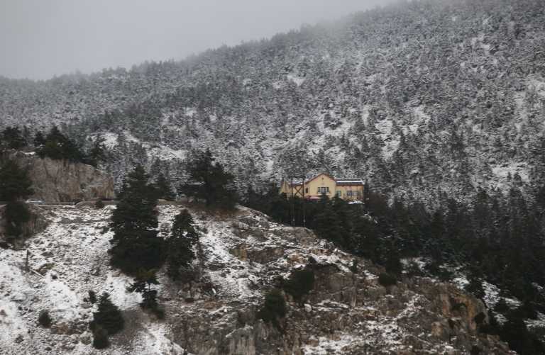 Καιρός – meteo: Χιόνια στα ορεινά σε Αττική και Θεσσαλονίκη
