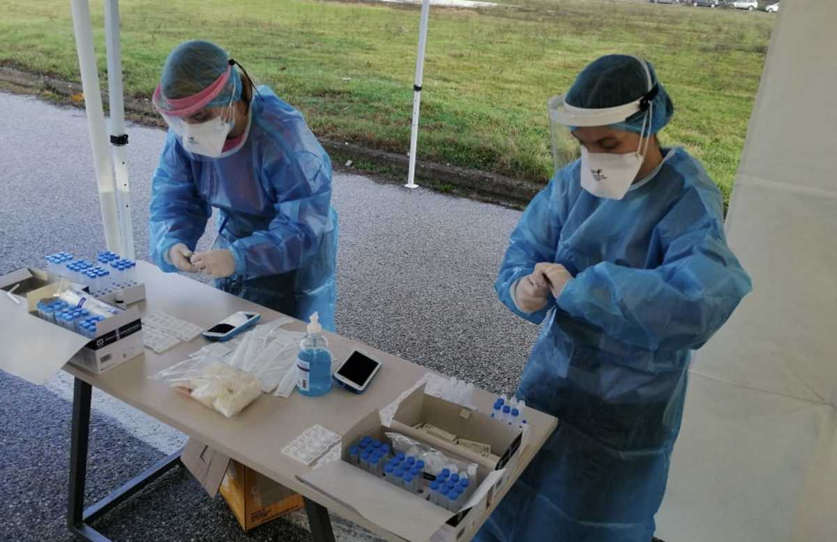 Τρίκαλα: Βγήκαν τα αποτελέσματα όλων των rapid test δασκάλων και νηπιαγωγών