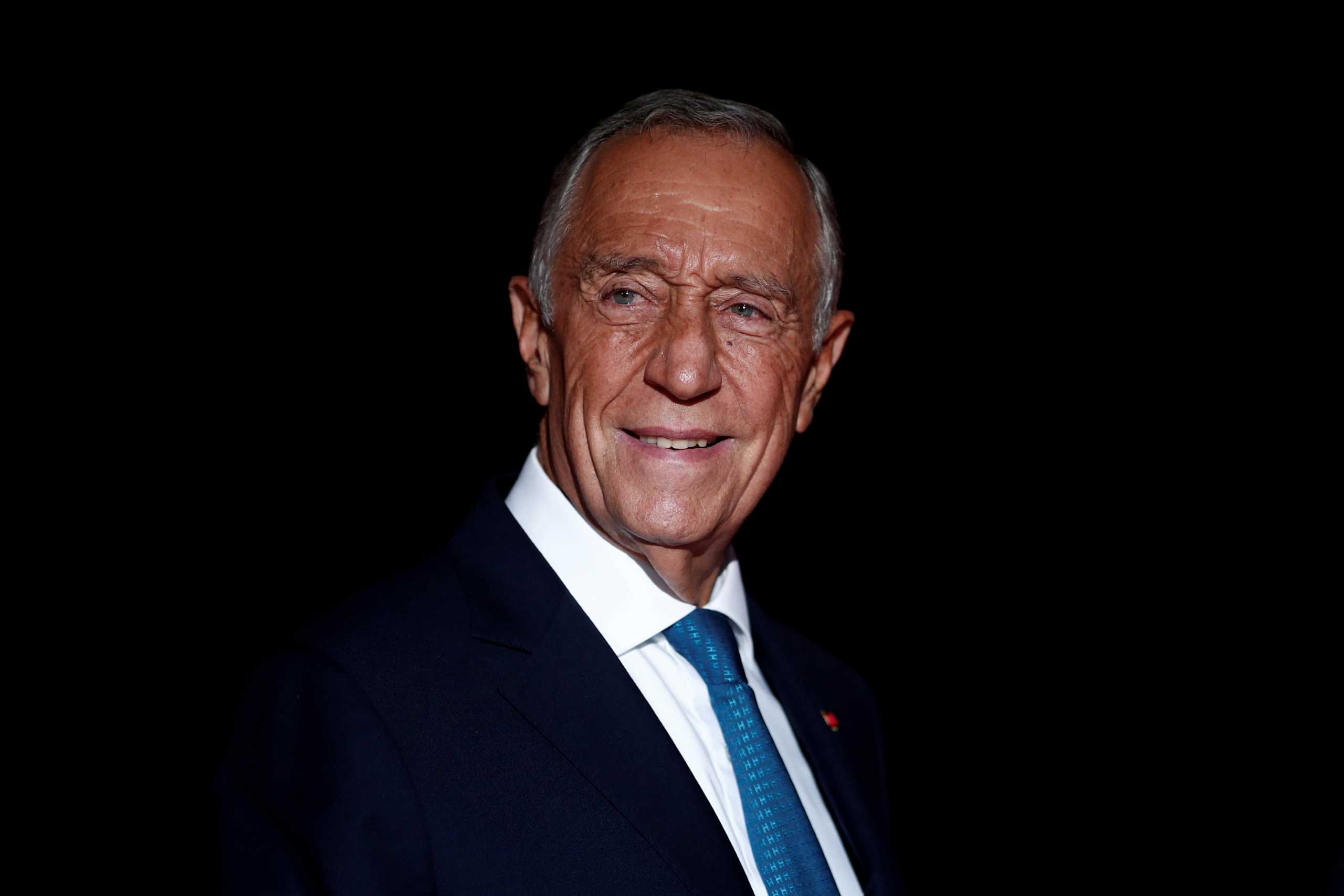 FILE PHOTO: Portugal's President Marcelo Rebelo de Sousa arrives to attend a visit and a dinner at the Orsay Museum on the eve of the commemoration ceremony for Armistice Day, 100 years after the end of the First World War, in Paris, France, November 10, 2018.  REUTERS