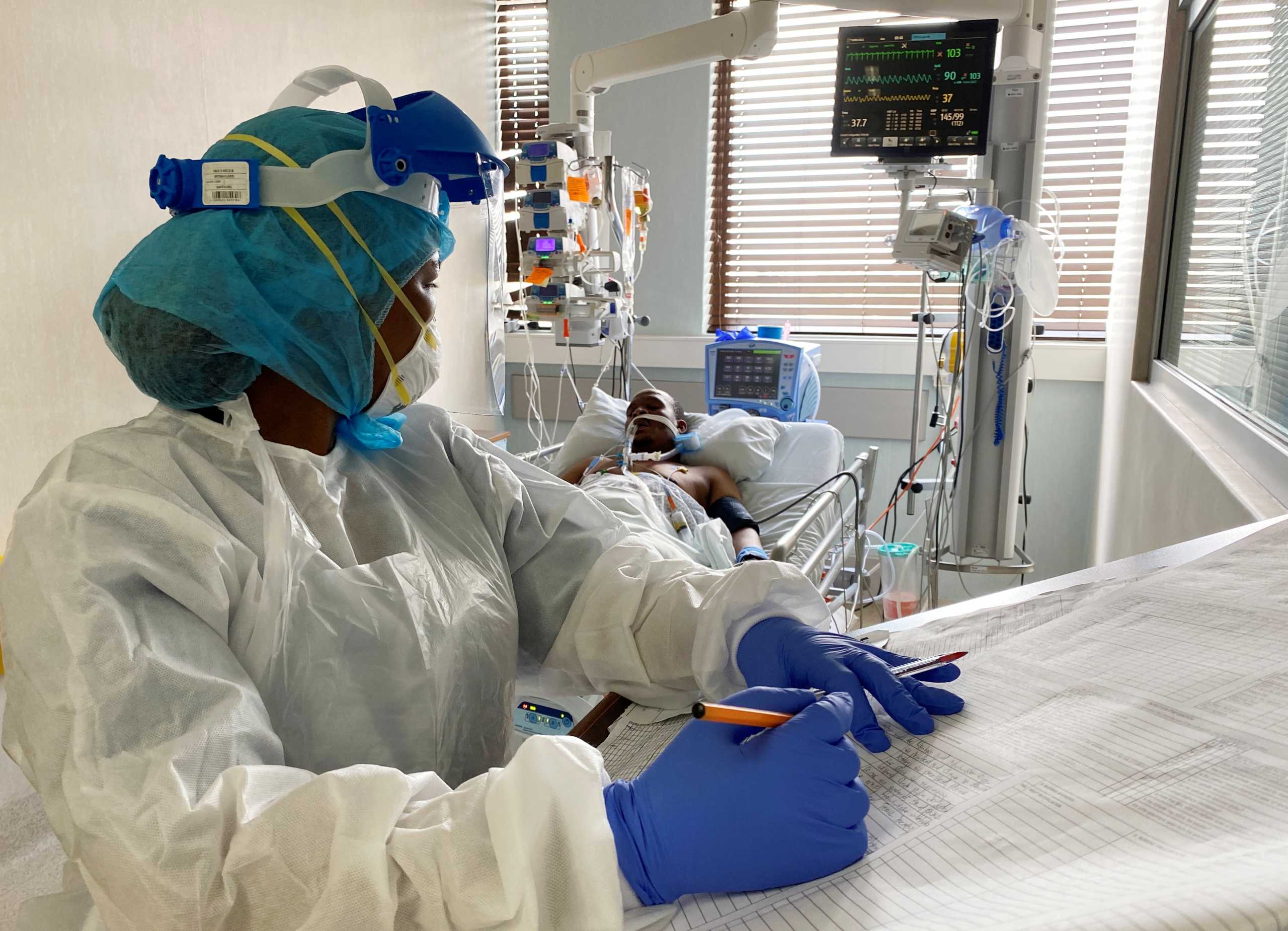 Μετάλλαξη Όμικρον: Μειώθηκαν οι νοσηλείες στη Νότια Αφρική – Ελπιδοφόρα τα νούμερα