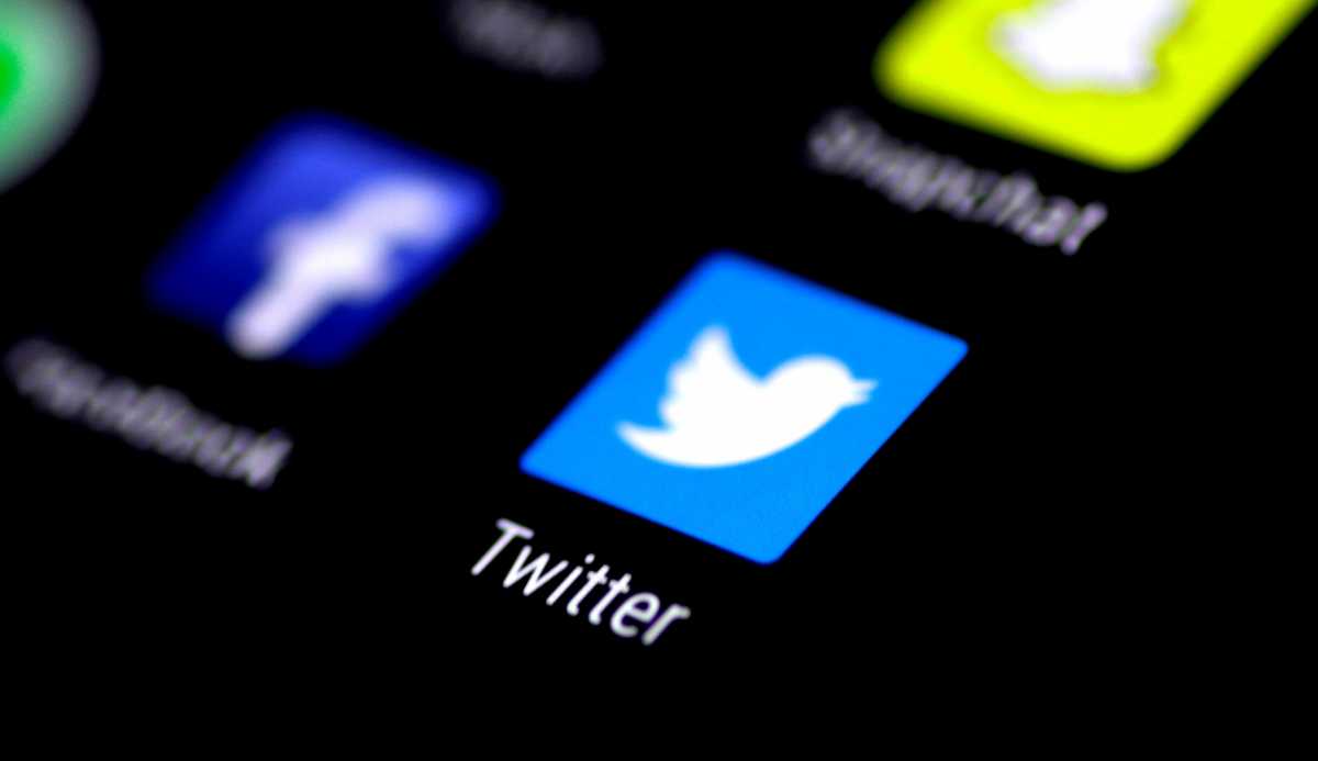 «Βουτιά» 7% για τη μετοχή του Twitter μετά το «μπλοκάρισμα» στον Τραμπ
