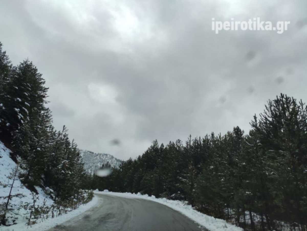 Το έστρωσε για τα καλά στην Βασιλίτσα: Υπέροχο λευκό τοπίο