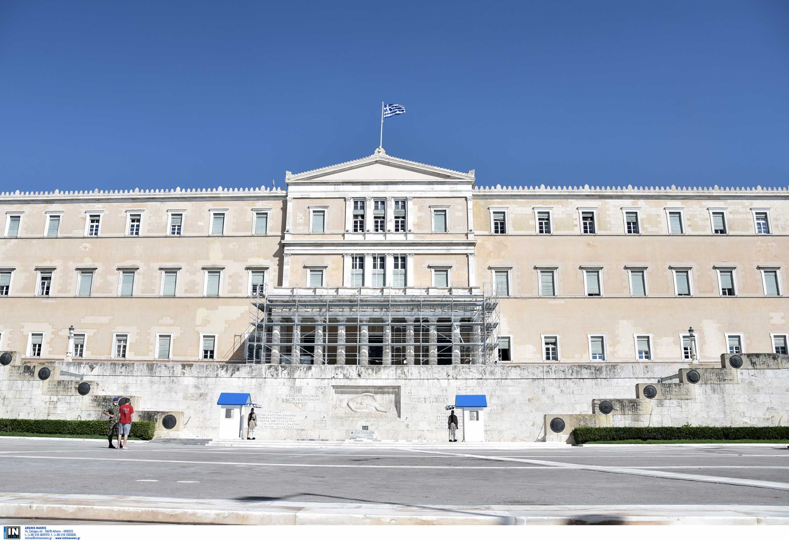 Αντιδράσεις της αντιπολίτευσης για τη συνέντευξη Μητσοτάκη