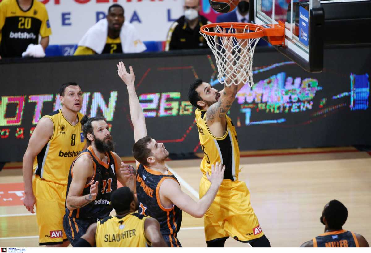 Ανατροπή στην ΑΕΚ με Χρυσικόπουλο