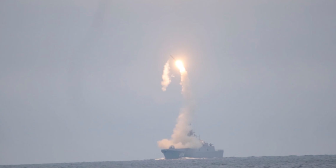 Oι Ρώσοι εξοπλίζουν με υπερηχητικούς πυραύλους cruise Zircon τις φρεγάτες “Admiral Gorshkov”