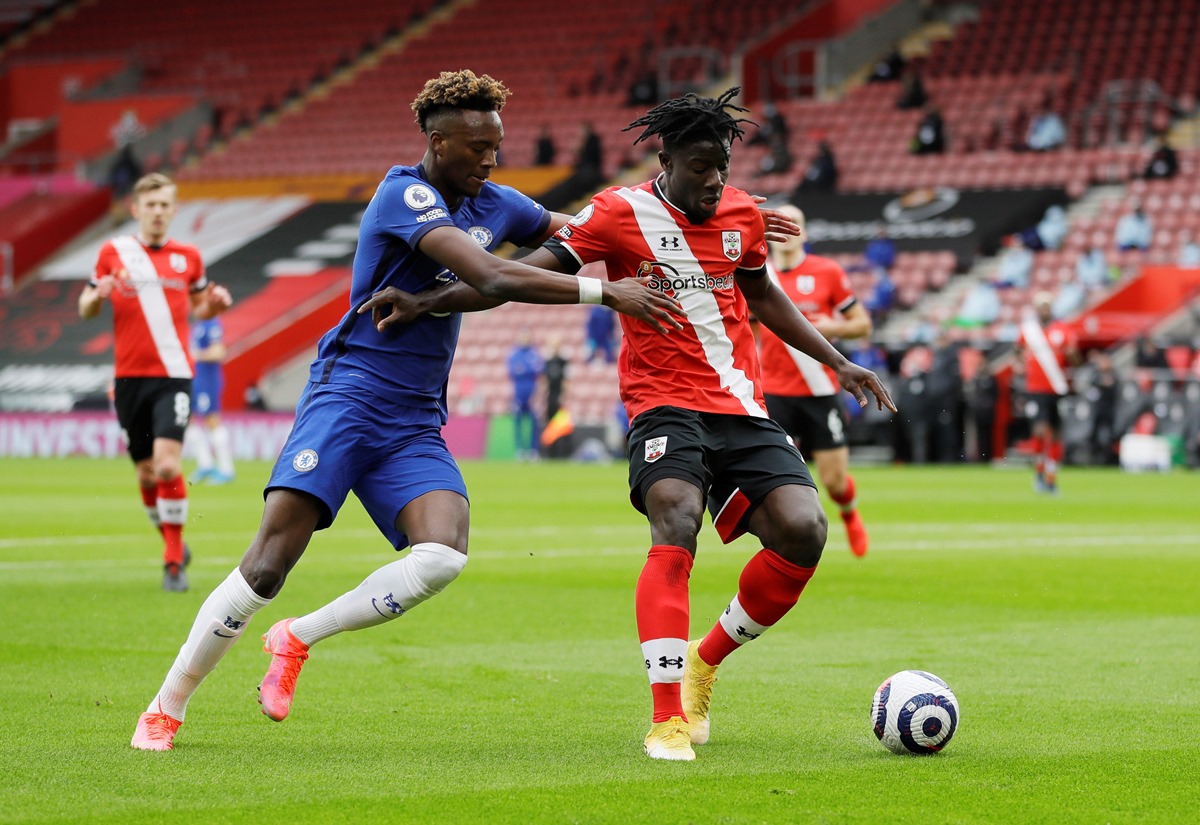 Soccer Football - Premier League - Southampton v Chelsea - St Mary's Stadium, Southampton, Britain - February 20, 2021 Chelsea's Tammy Abraham in action with Southampton's Mohammed Salisu Pool via REUTERS