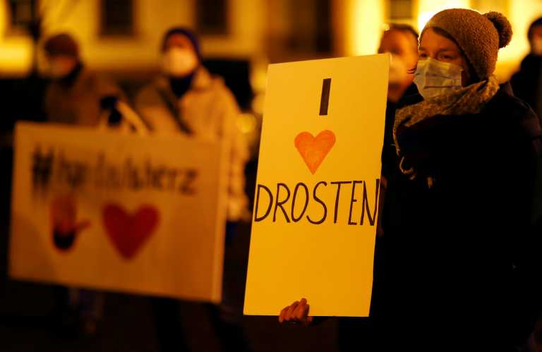 Γερμανία: Διαδηλώσεις στο Μόναχο κατά των μέτρων για τον κορονοϊό – 4.500 κρούσματα σε 24 ώρες