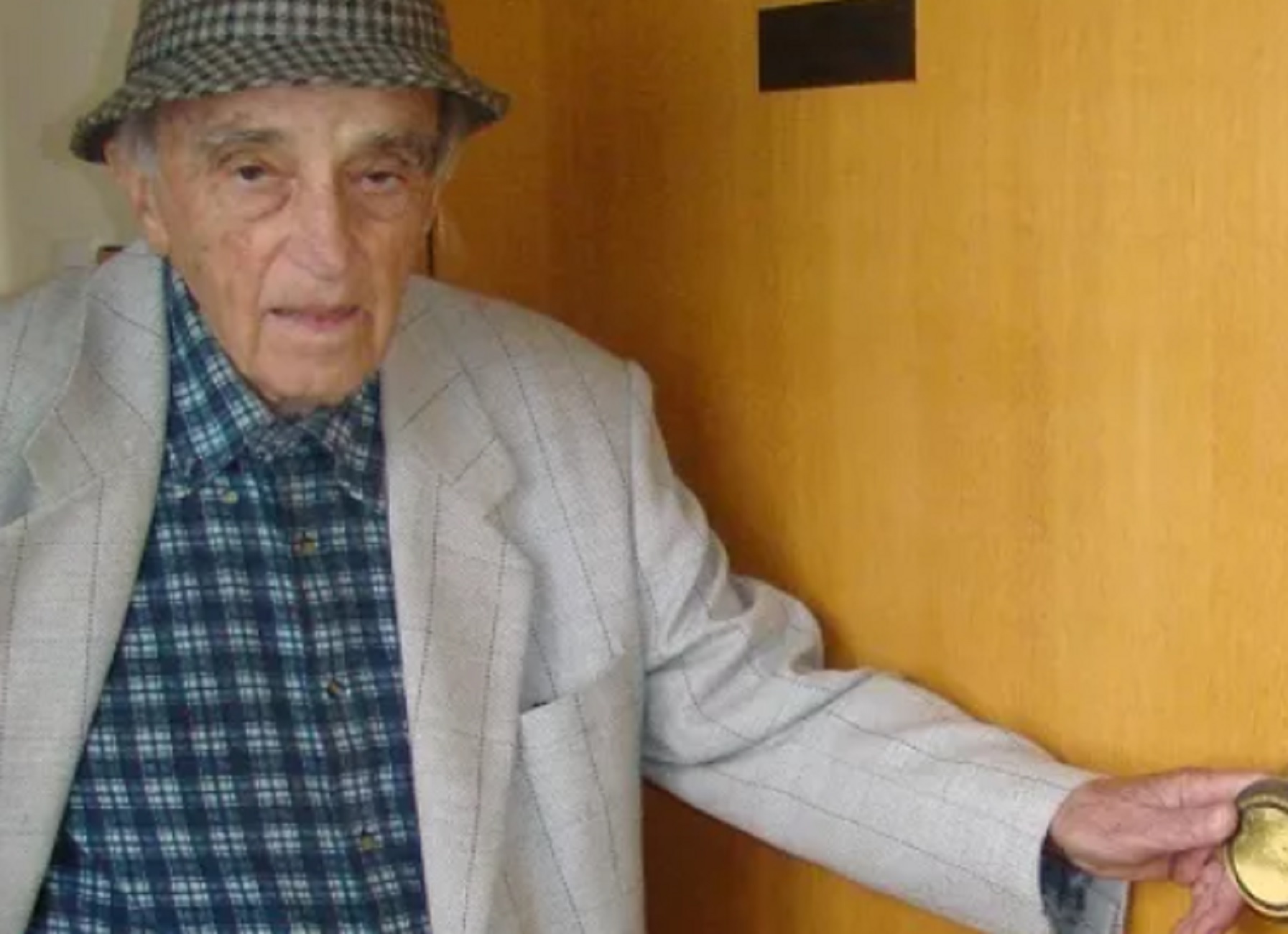 Βόλος: Ο κορονοϊός σκότωσε τα αδέρφια Δεληγεώργη – Η χρυσή διάρρηξη που τους είχε φέρει στο επίκεντρο (video)