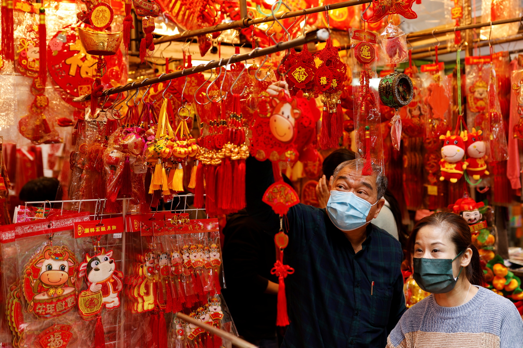 Χονγκ Κονγκ: Μουδιασμένοι καταναλωτές λόγω πανδημίας και μέτρων καταστολής (pics)