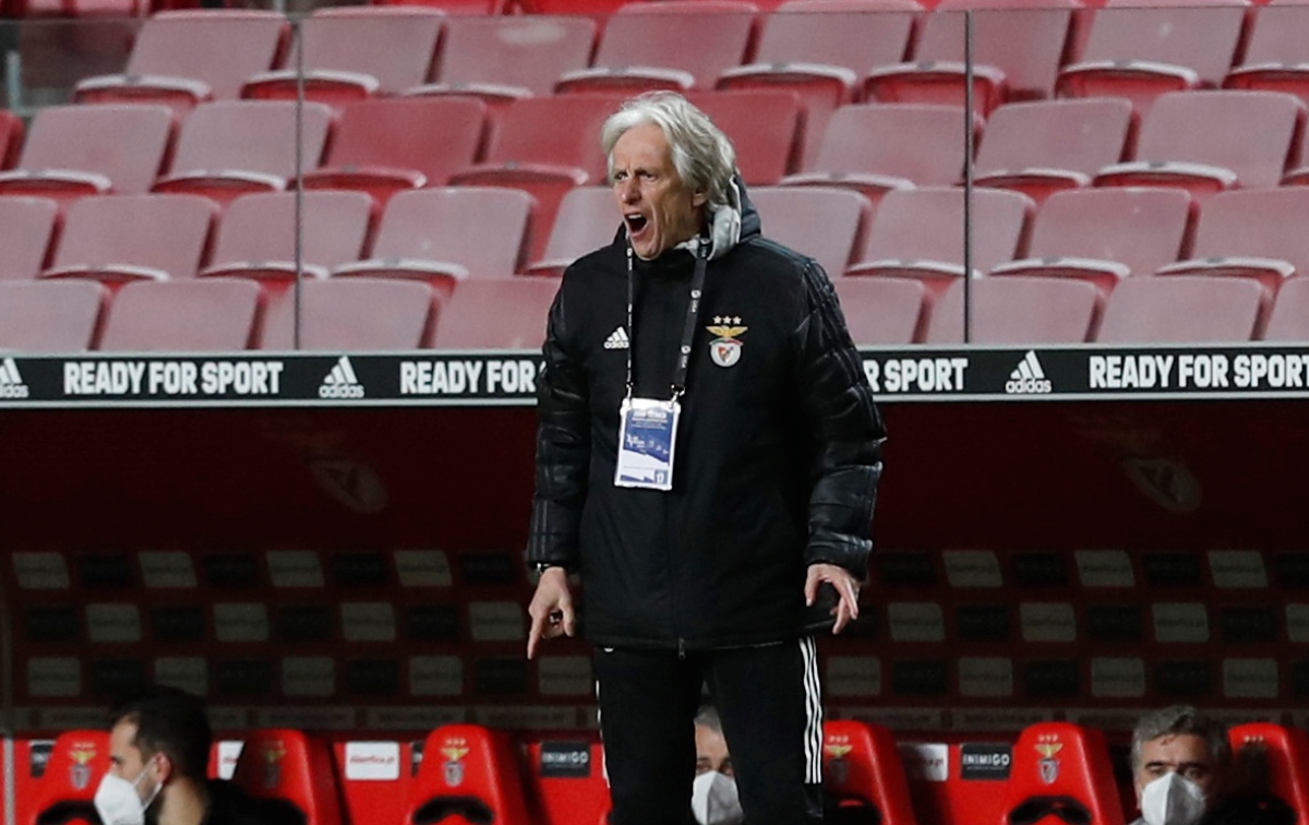 Soccer Football - Primeira Liga - Benfica v Famalicao - Estadio da Luz, Lisbon, Portugal - February 8, 2021 Benfica coach Jorge Jesus REUTERS