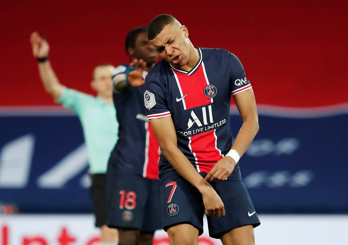 Soccer Football - Ligue 1 - Paris St Germain v AS Monaco - Parc des Princes, Paris, France - February 21, 2021 Paris St Germain's Kylian Mbappe looks dejected REUTERS