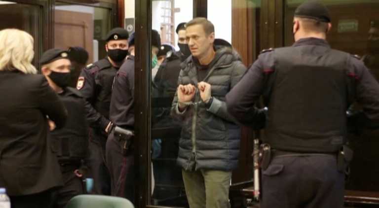 Ρωσία: Ποινή φυλάκισης 3,5 ετών ζητά για τον Ναβάλνι ο εισαγγελέας