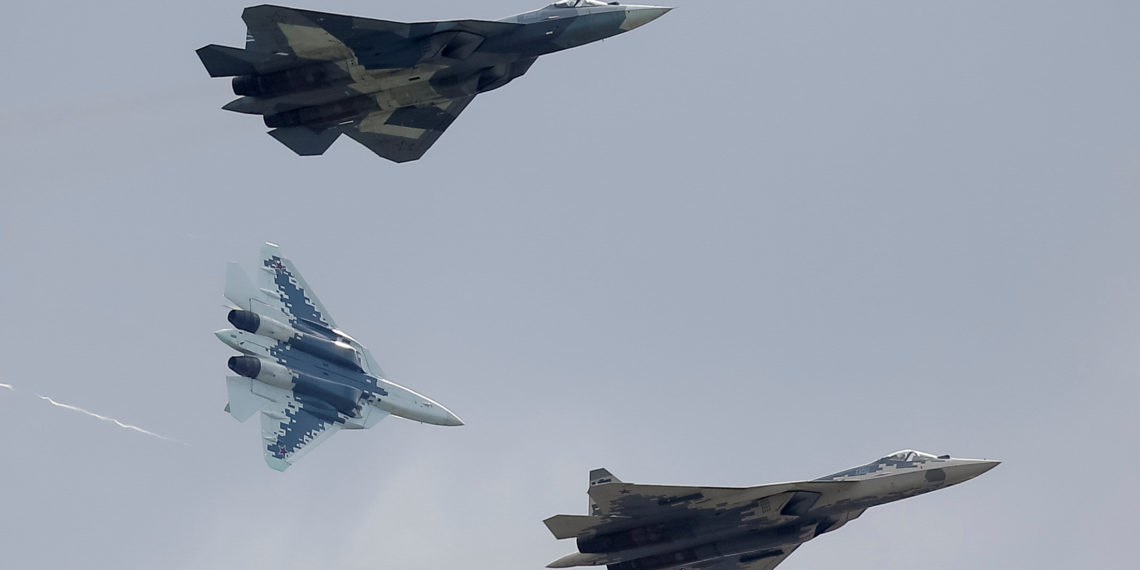Sukhoi Su-57 fighter jets perform during a demonstration flight at the MAKS 2019 air show in Zhukovsky, outside Moscow, Russia, August 27, 2019.  REUTERS