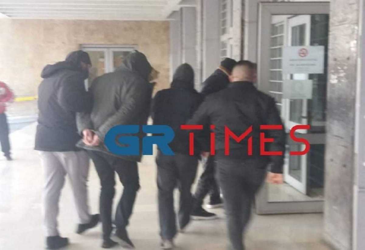Θεσσαλονίκη: Προφυλακίστηκαν 3 του διεθνούς κυκλώματος για τα 324 κιλά κοκαΐνης