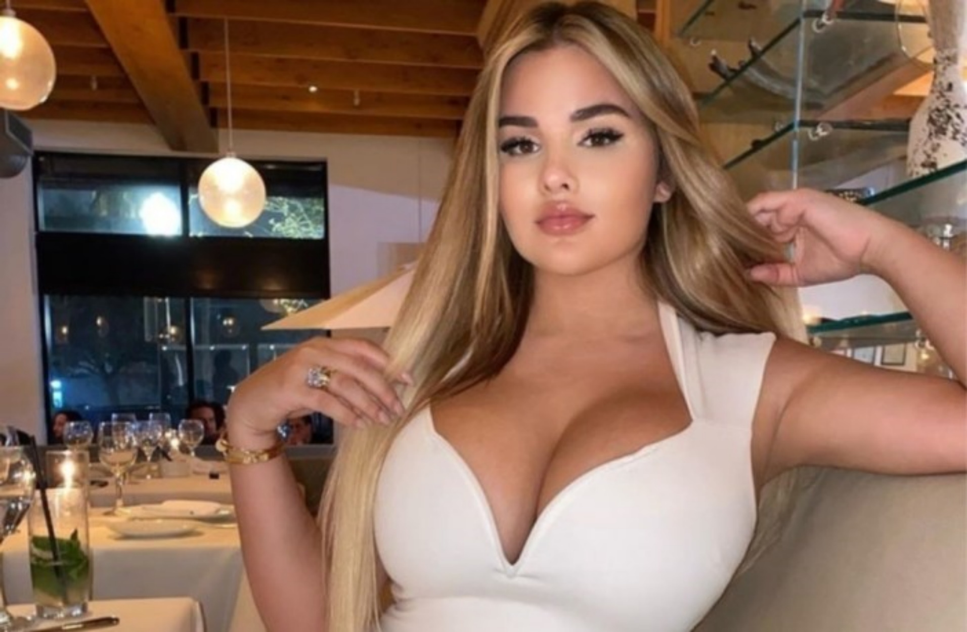 Η Anastasia Kvitko έχει πάει την λέξη “τούμπανο” σε άλλο επίπεδο